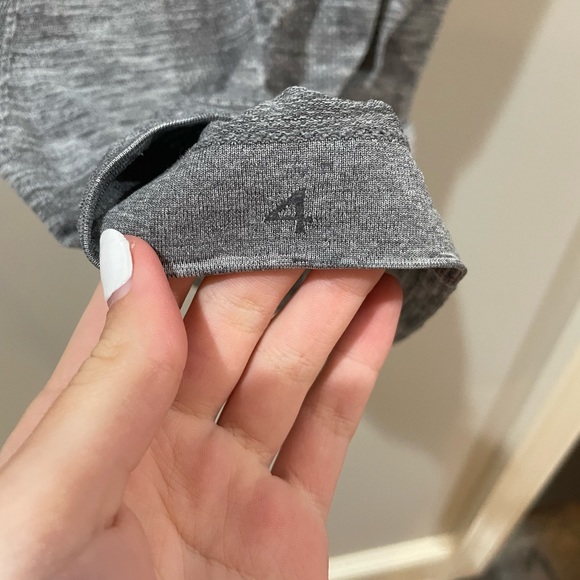 Lululemon Swiftly Tech Short Sleeve - Slate/White - Picture 4 of 5